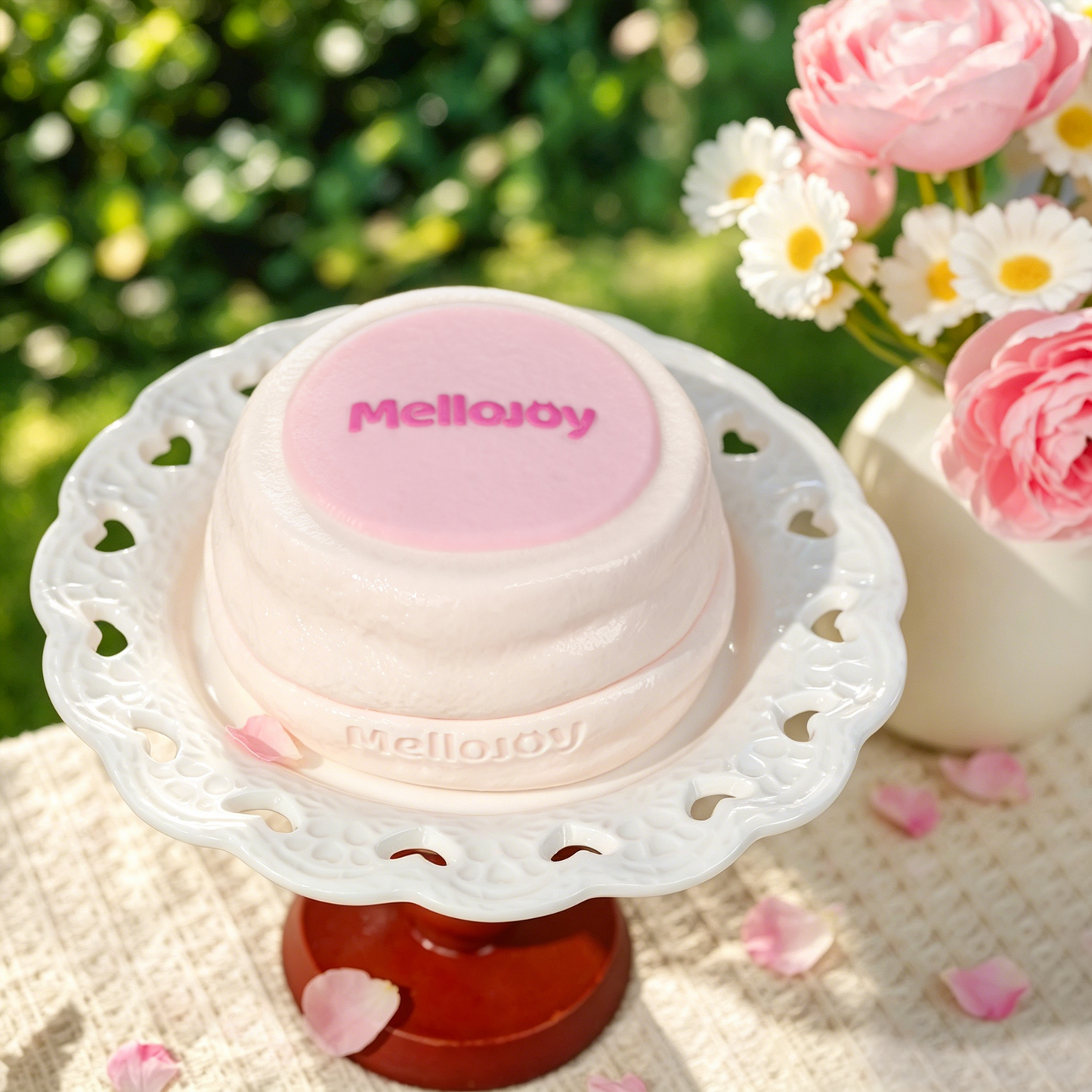 Mellojoy - 【2 PER PERSON!!!】Soufflé Strawberry - Medium【Whipping Cream Texture】【252g】【Z072-8】