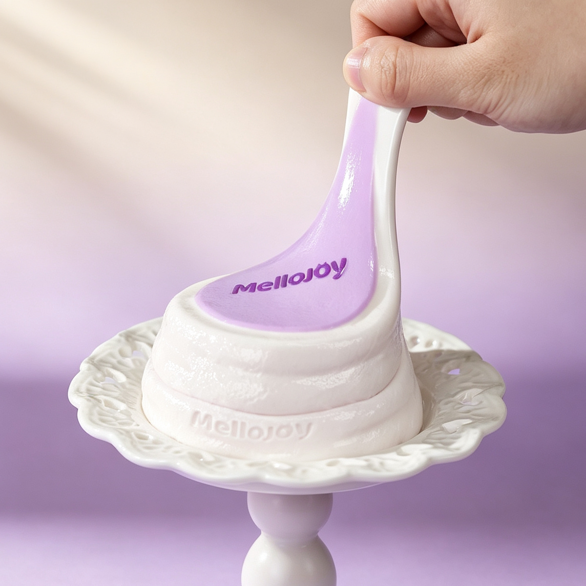 Mellojoy -【1 PER PERSON!!!】 Soufflé Taro - Medium【  Whipping Cream  Texture】【252g】【Z072-14】